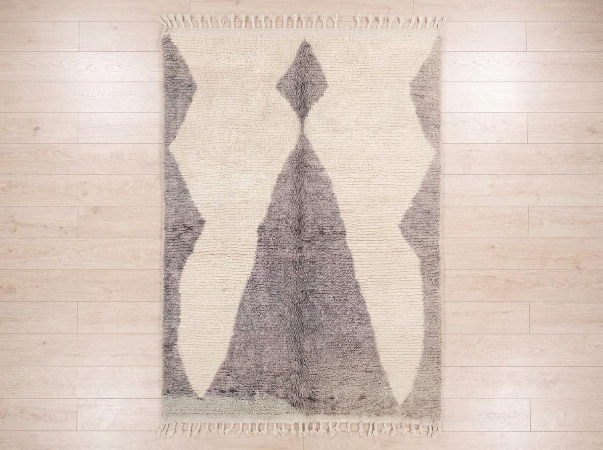 Hand-Knotted Moroccan Diamond Rug – Organic Wool, Charcoal Cream