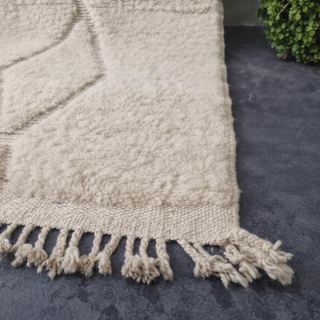 Minimalist Moroccan Berber Rug, Hand-Knotted Cream Wool Carpet, Beni Ourain Style Living Room