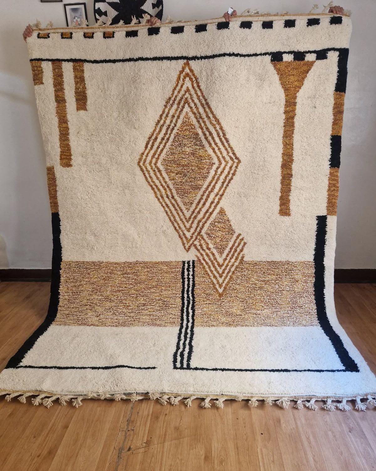 Hand-Knotted Moroccan Rug – Cream Wool Geometric Berber Area Carpet