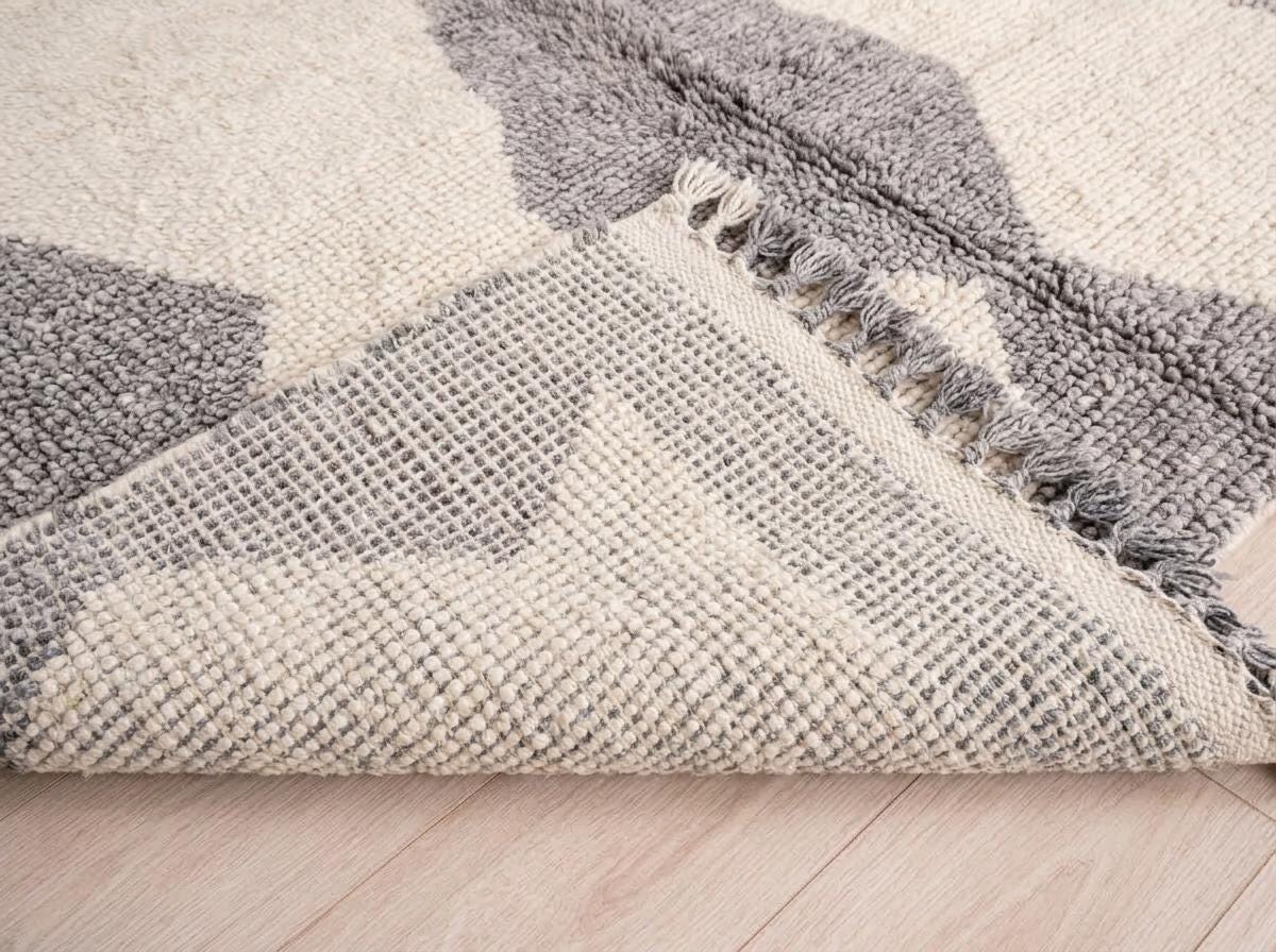 Hand-Knotted Moroccan Diamond Rug – Organic Wool, Charcoal Cream