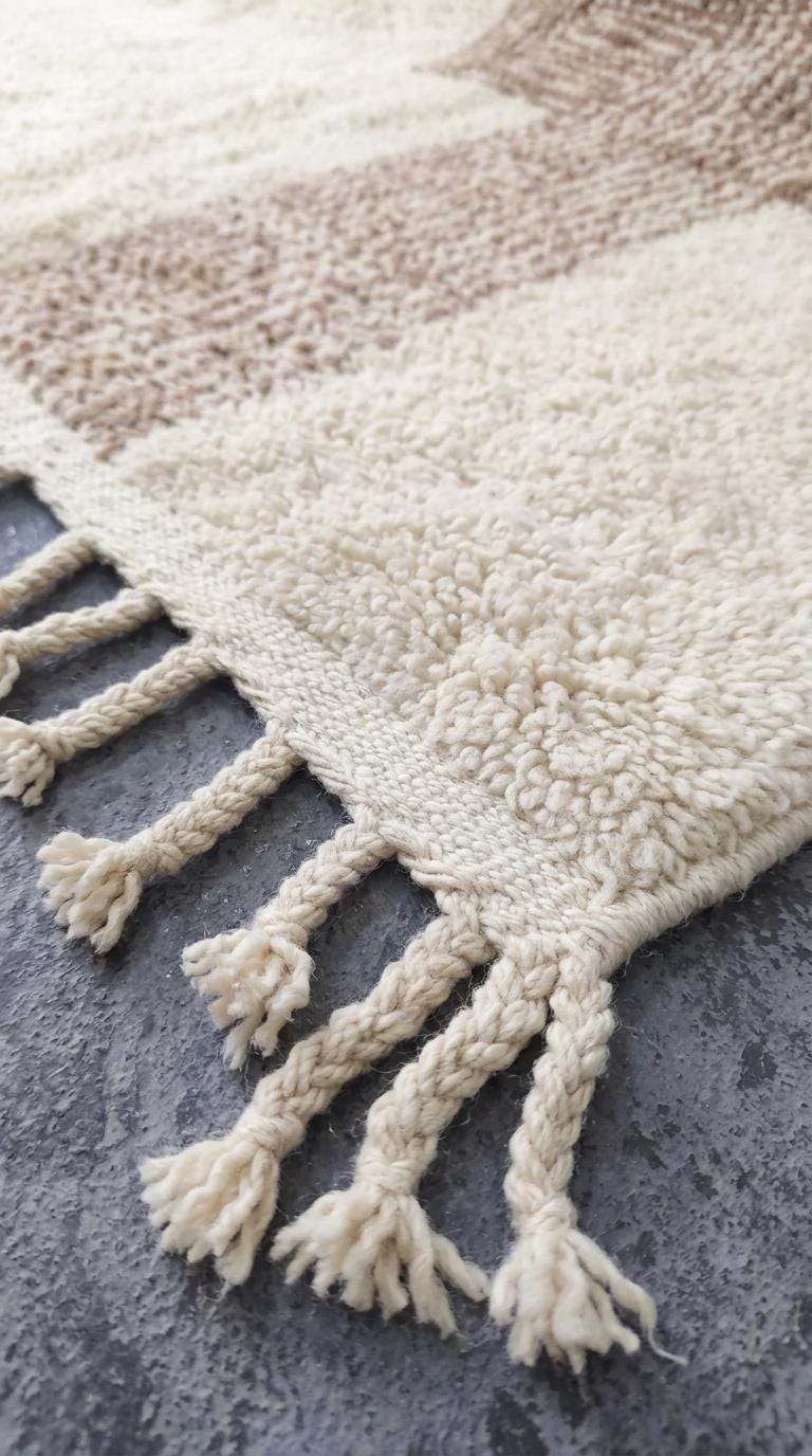 Handmade Beni Ourain Rug – Geometric Boho Carpet